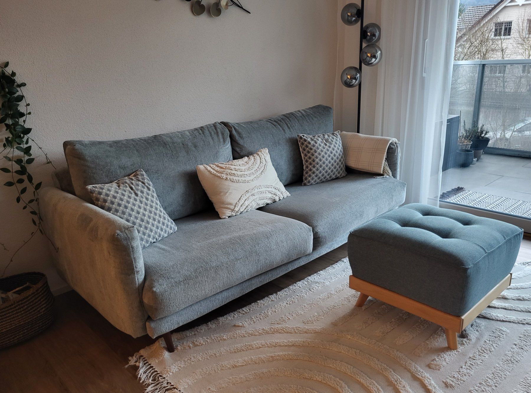 Sofas: 3 er Sofa kristallblau – D'occasion à Erlinsbach SO par F.Furter