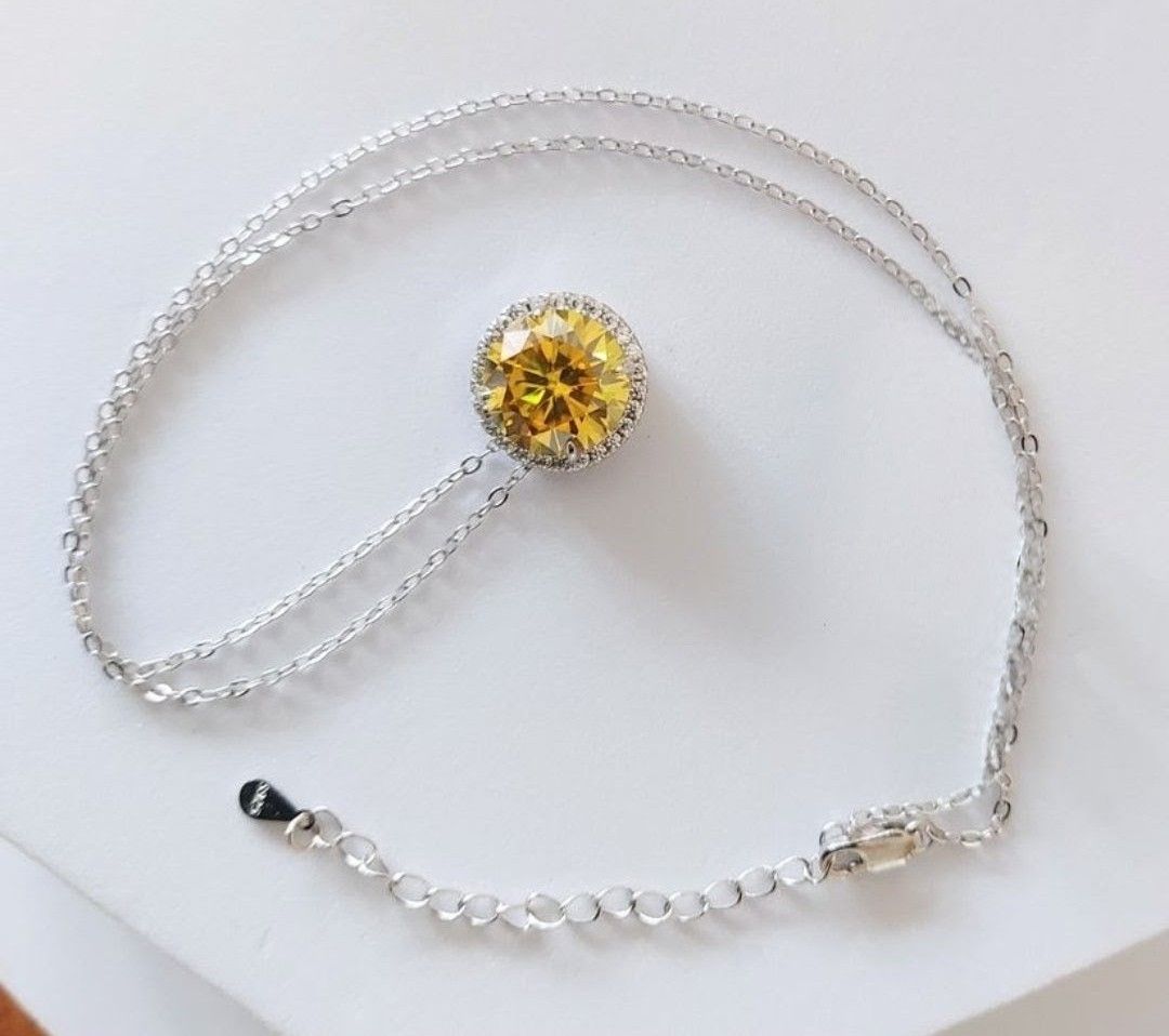 Ketten: Elegante Halskette mit 5ct. Moissanite – Neu (gemäss Beschreibung) aus Ettenhausen TG von CH2300 2