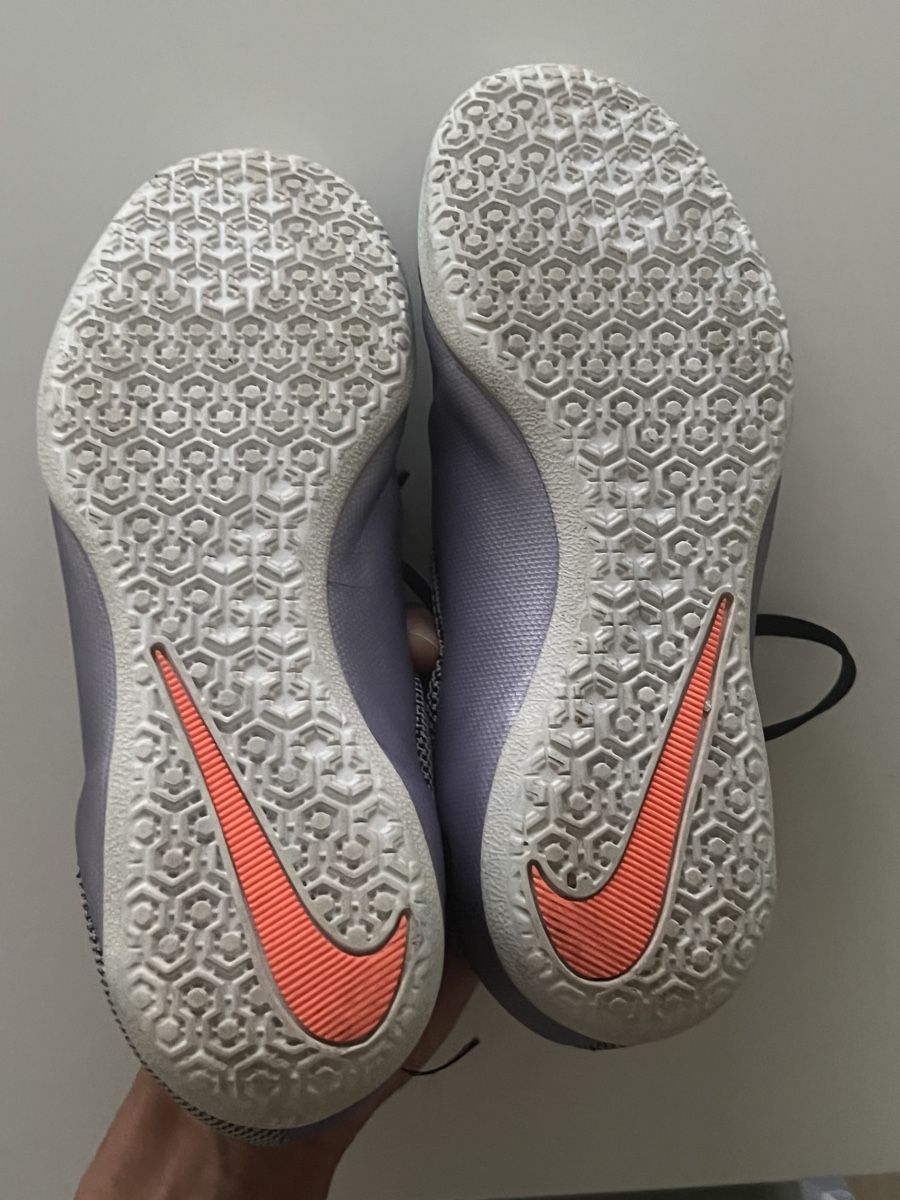 Nike Scarpe per ragazze: Nike taille 33,5 – Usato da Sion venduto da jerermy1911 2