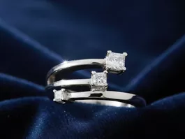 Silberring 925 mit Zirkonia, funkelnd & edel - NEU