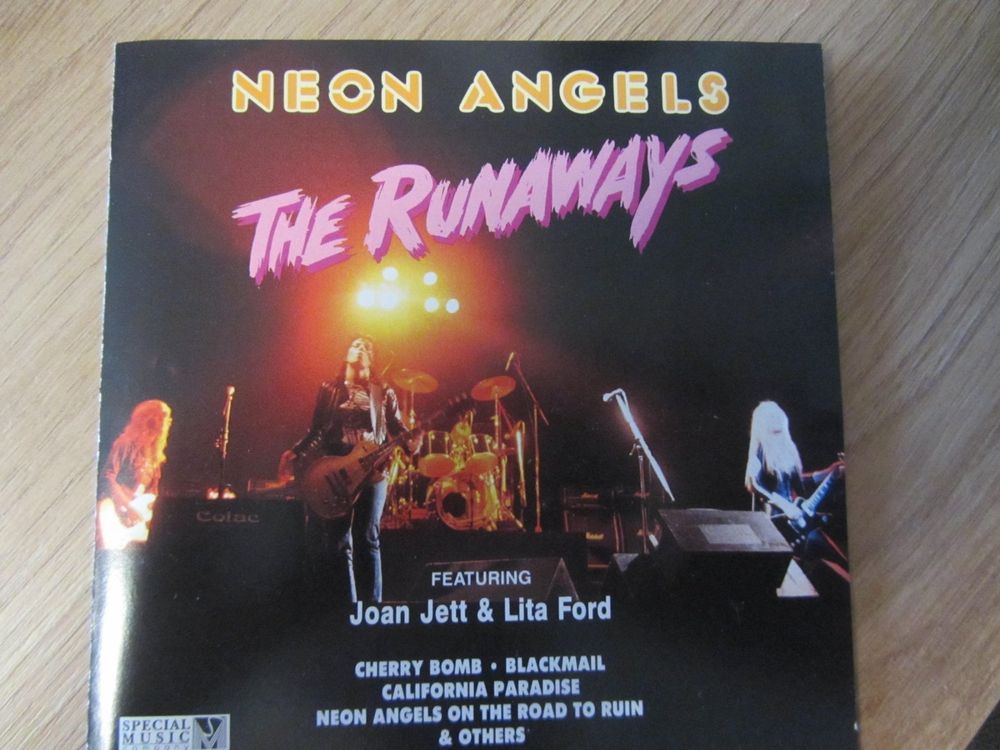 The Runaways CD (Gebraucht) in Galgenen für CHF 5 – mit Lieferung auf ...