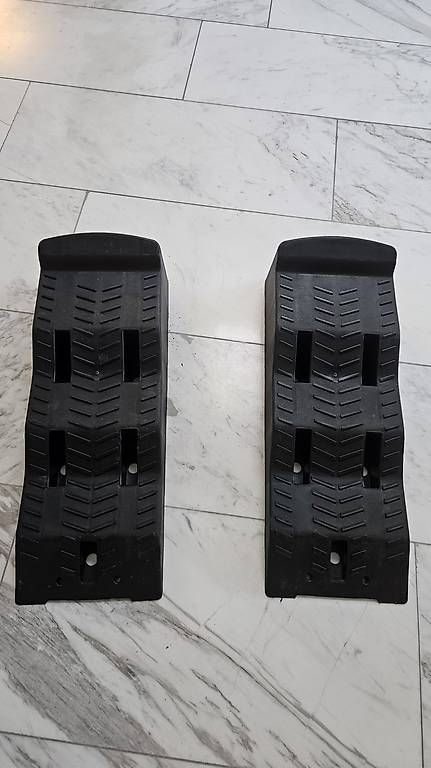 Altri accessori per camping: Brunner Equalizer XL Radkeile  2 Stück – Usato da Engelburg venduto da schotti02 3