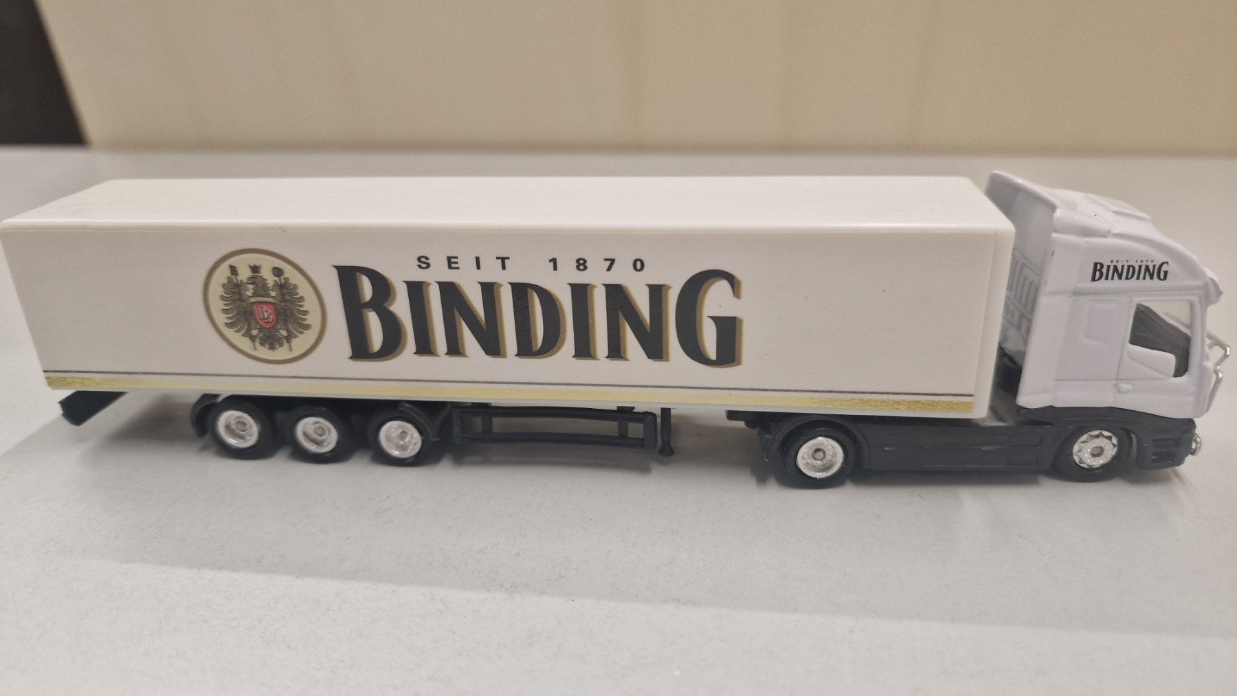 Modellini d'auto: Modelllastwagen 1/87, Iveco, Aufschrift BINDING, weiss – Usato da Weisslingen venduto da and-lo73 1
