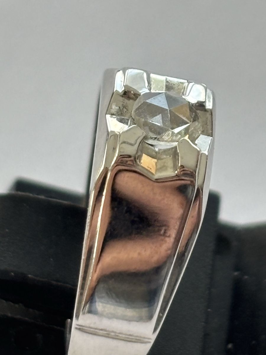 Ringe: Ring Weissgold / mit Diamantrose 18 Karat – Gebraucht aus Langnau am Albis von flusspflege 3