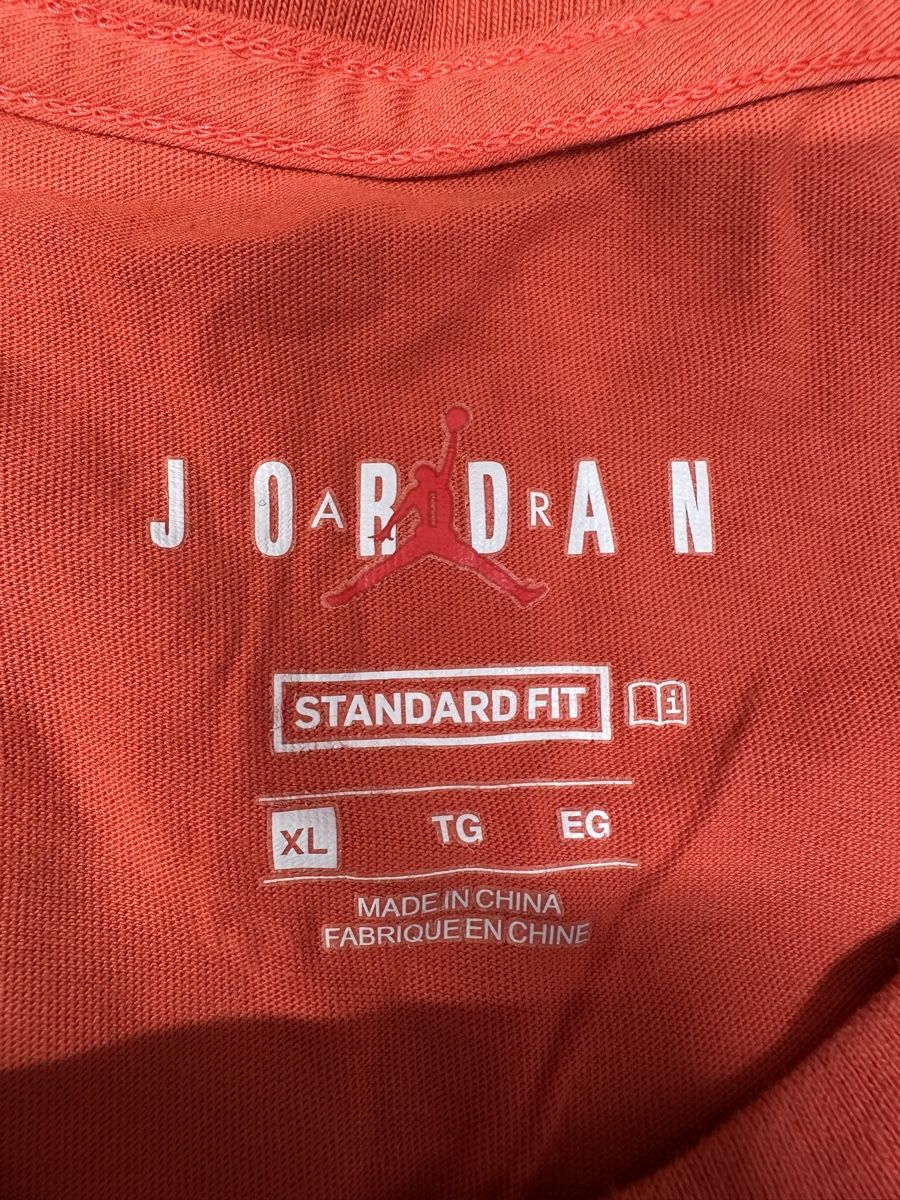 Jordan T-shirt: Jordan T-Shirt rot – Usato da Schwende venduto da weesli 1
