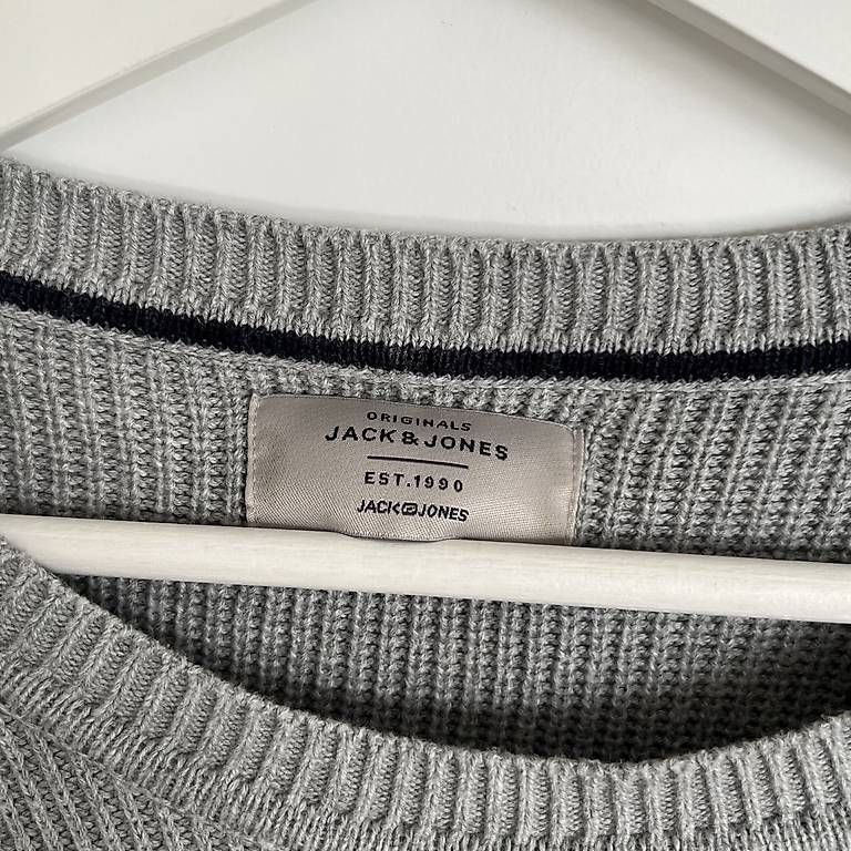 Maglioni & Felpe: Grauer Pullover von Jack & Jones – Usato da Neerach venduto da twerner1 2
