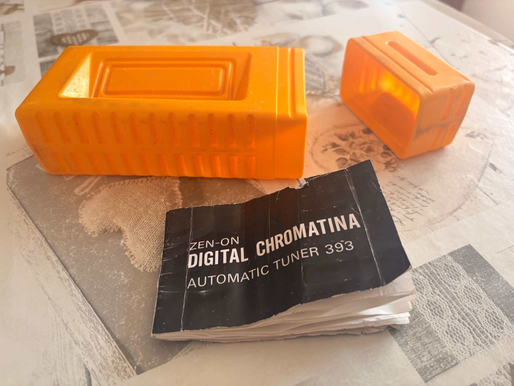 Strumenti musicali: ZEN-ON DIGITAL CHROMATINA AUTOMATIC TUNER 393 – Usato da Uetliburg SG venduto da Charlyfuchs 2
