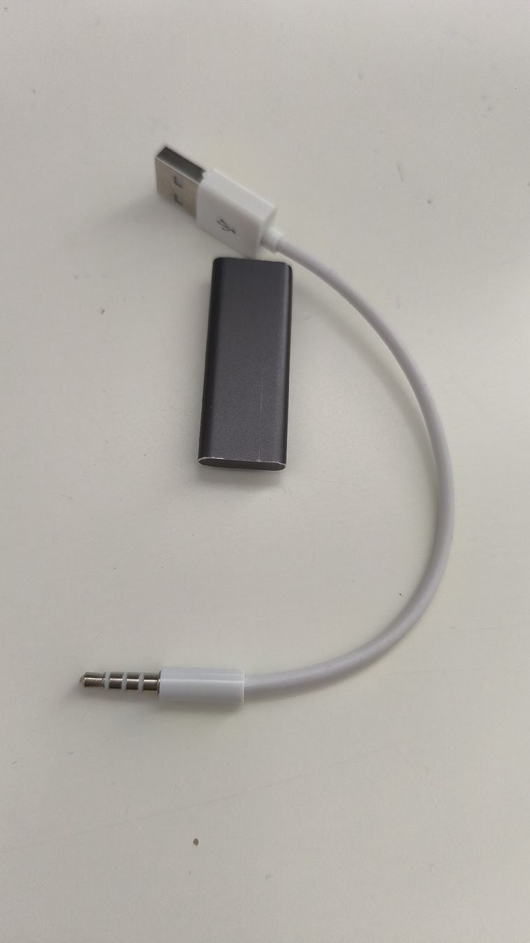 Apple Lettore multimediale portatile: ipod shuffle 2gb – Usato da Dielsdorf venduto da bra_ncl7 1