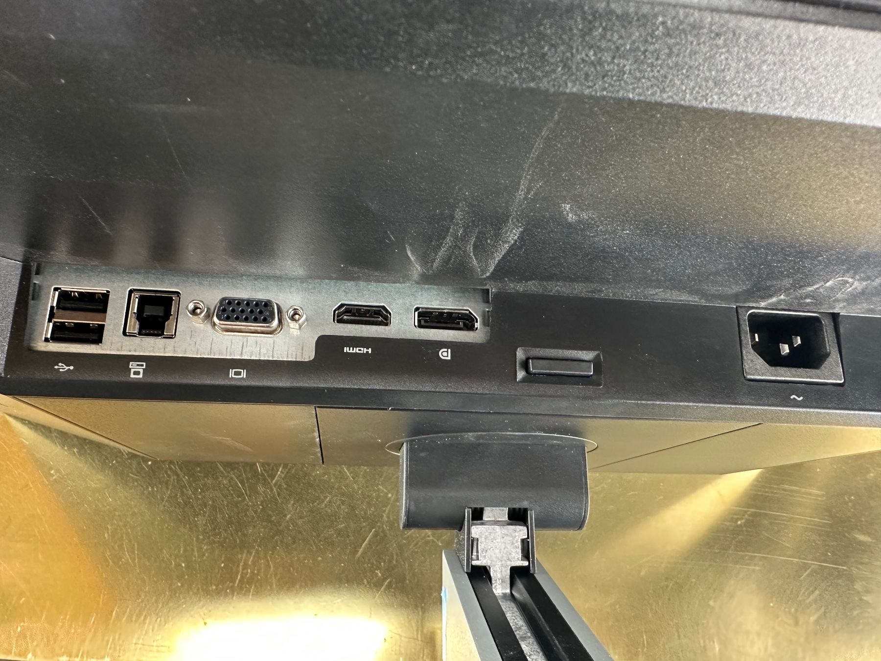 Hewlett Packard Monitor: Bildschirm, HP E24i G4, Gebraucht #1 – Usato da Laufenburg venduto da Sirluger 9