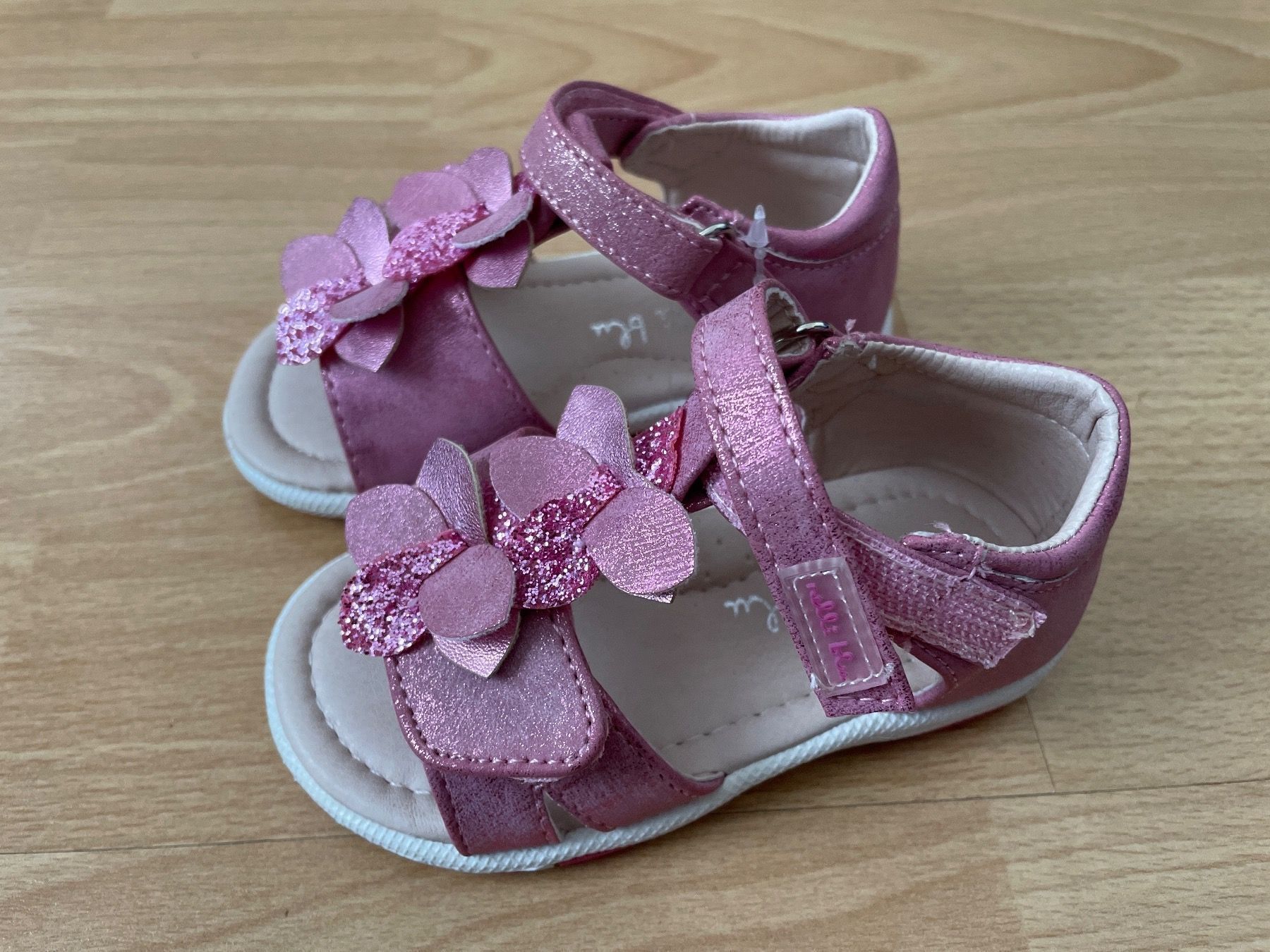 Scarpe per ragazzi: Sandalen Gr. 20 NEU – Nuovo (secondo la descrizione) da Waltenschwil venduto da hansnine