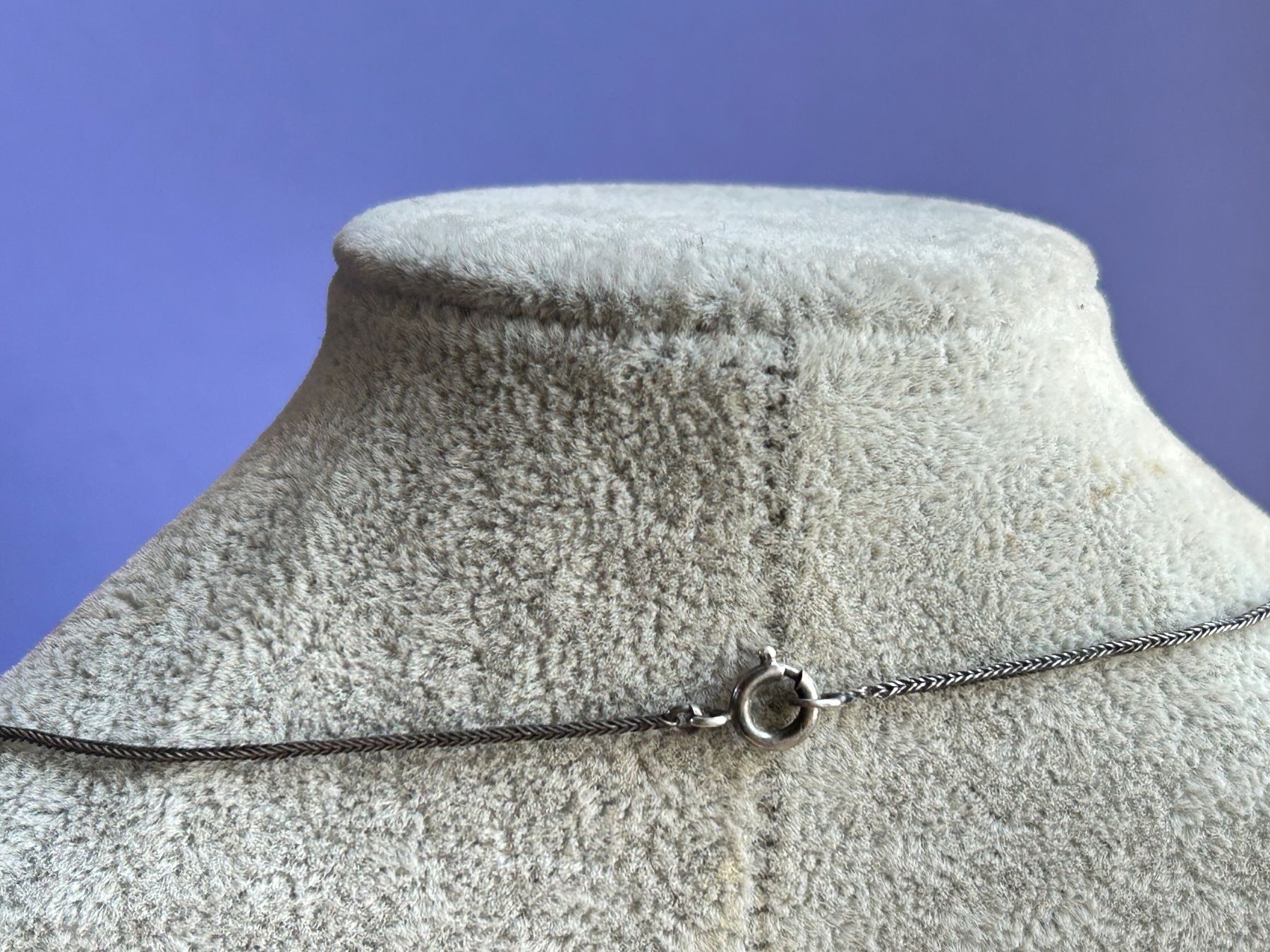 Catenine: Silberkette mit Dreieck-Anhänger, Vintage Look – Usato da Dittingen venduto da Bellevista 3
