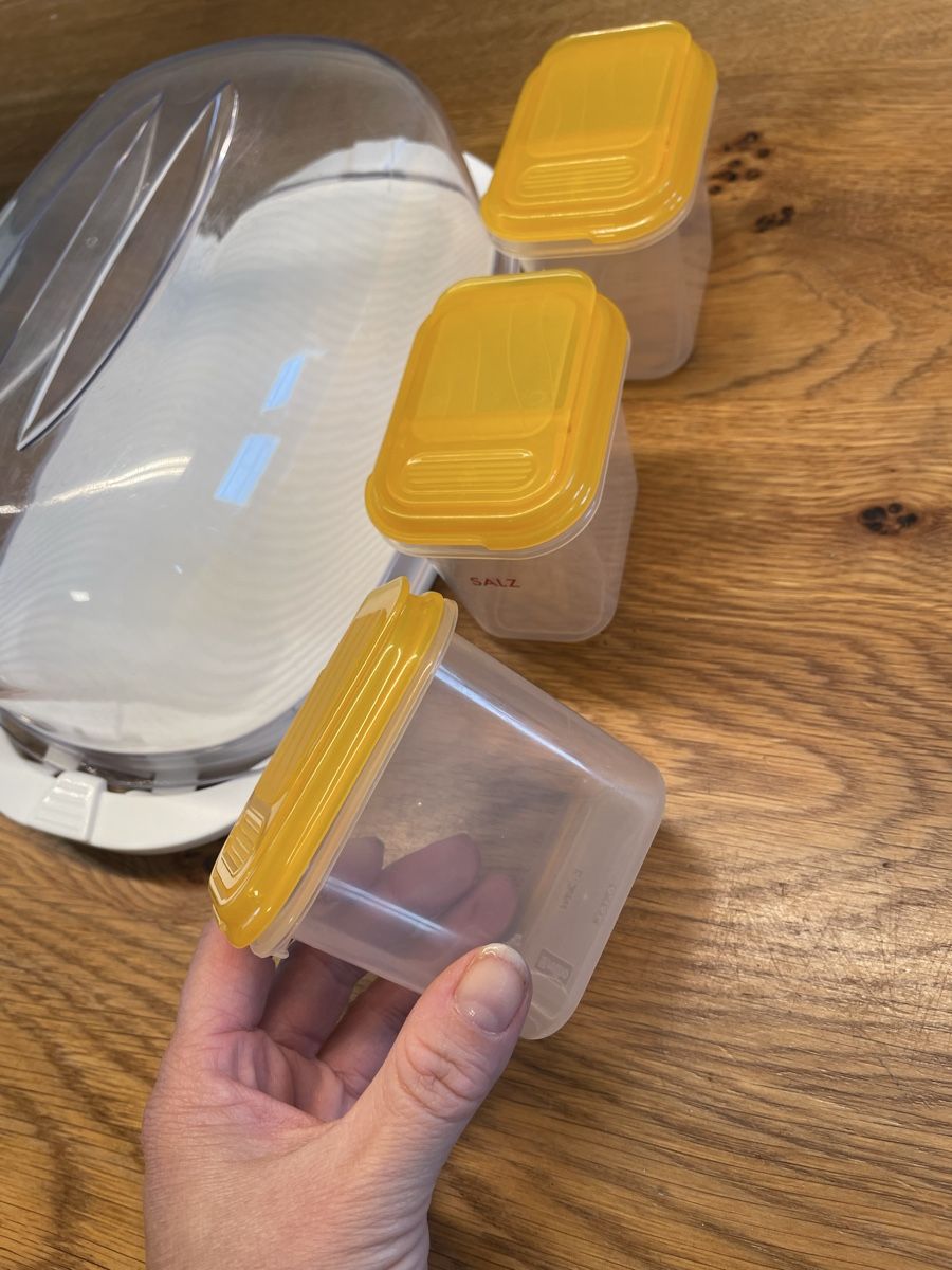 Tupperware Contenitori & Simili: Tupperware Vorratsdosen Shaker gebraucht – Usato da Niederbüren venduto da Poschti_19 6