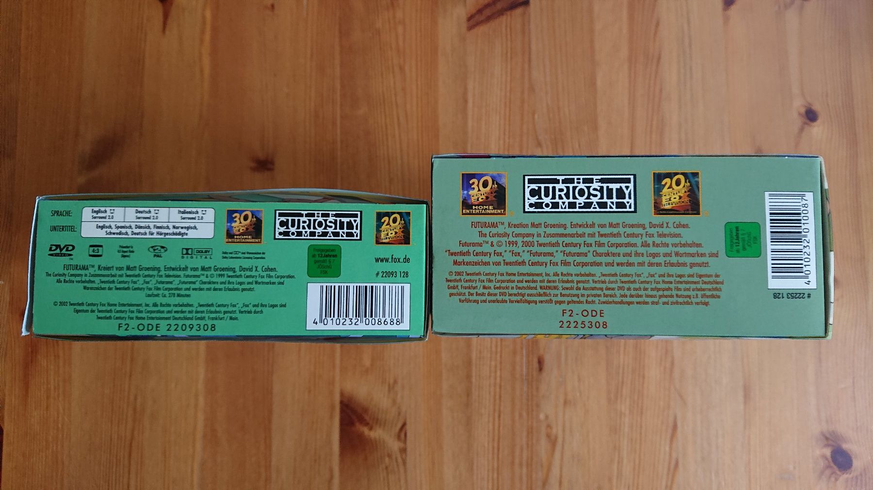 Tutti i DVDs: FUTURAMA Staffel 1 bis 4 auf DVD – Usato da Wilderswil venduto da Exebub 3