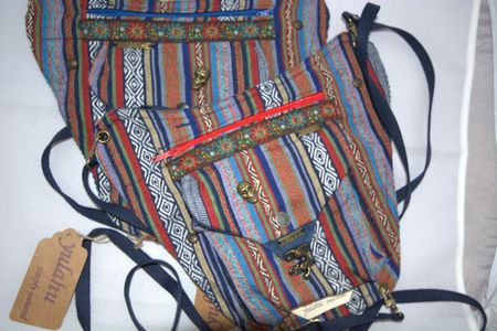 Vielseitige, Vario-Tasche 3-in-1 für Festivals mit Totenkopf
