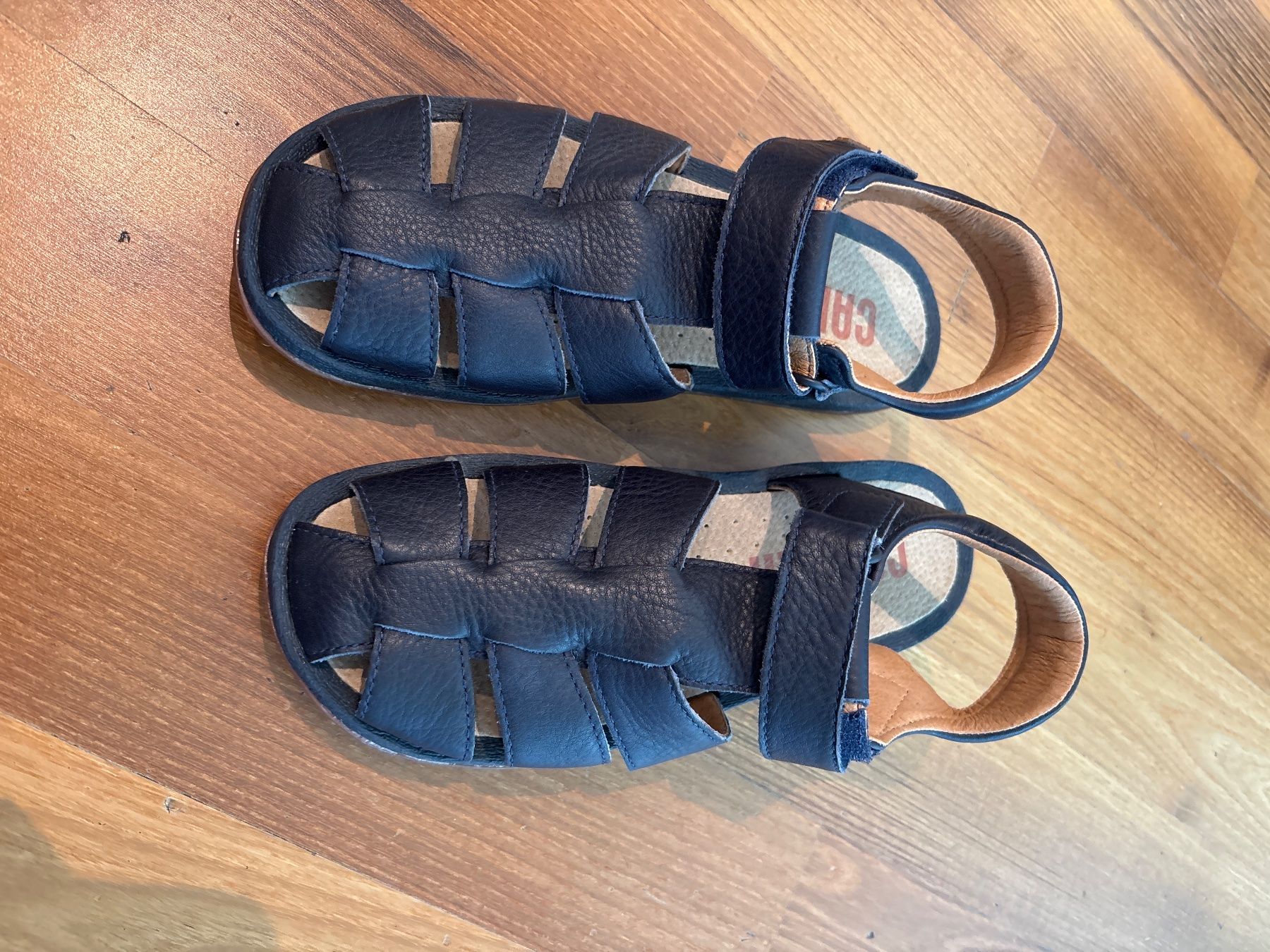 Camper Herrenschuhe: Sandales camper taille 33 – Gebraucht aus Genève von coq_lyd2