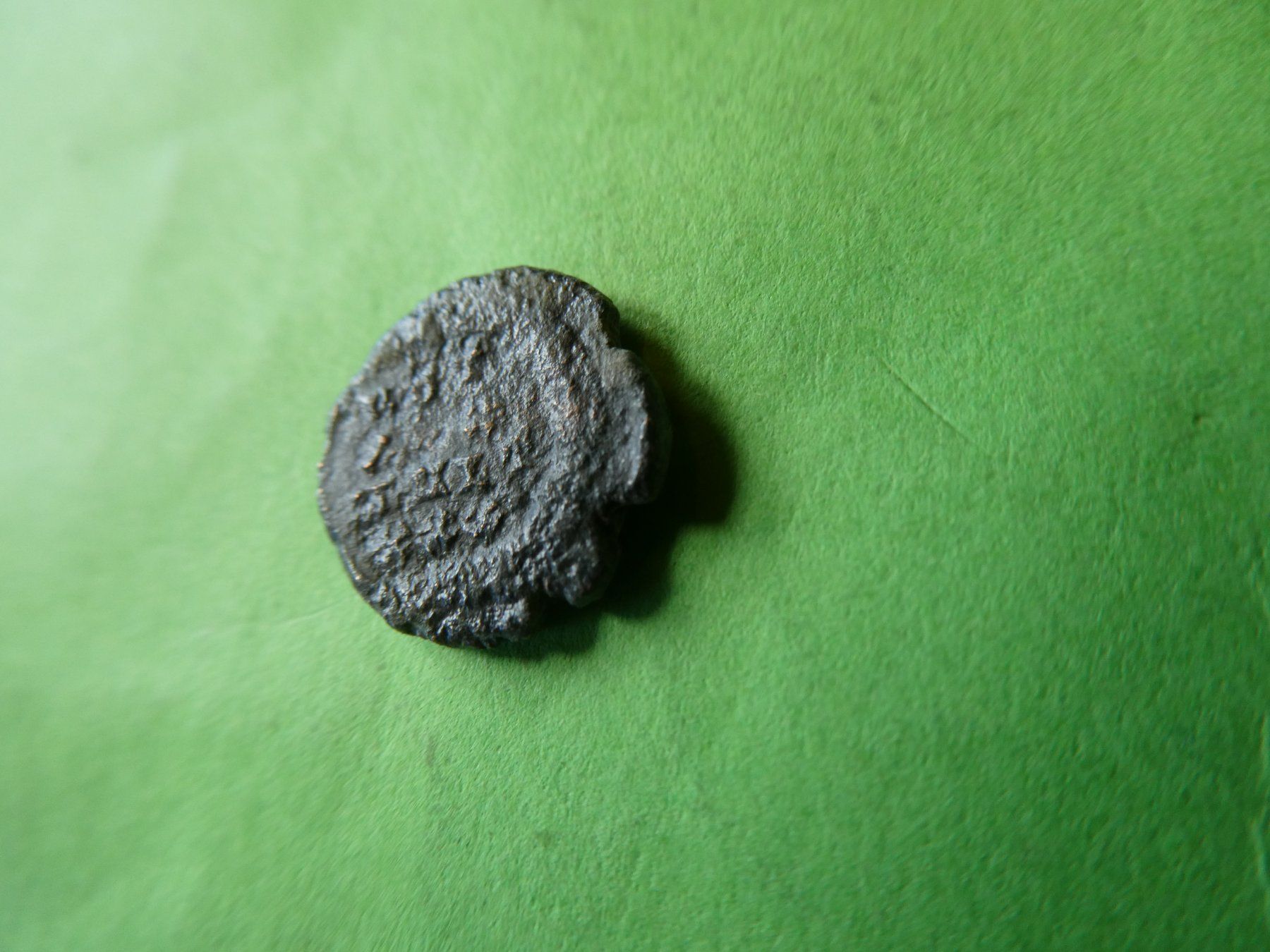 Tutti le monete: uralte Bronzemünze  12 mm     1.62 g – Usato da Hinterforst venduto da Rohusri 3