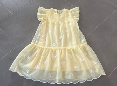 Gelbes Sommerkleid C&A Gr. 110 Neu