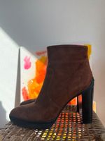 Tod's Stiefeletten braun Wildleder Blockabsatz Grösse 37 1/2
