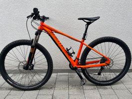 Mountainbike Specialized S / 15.5 für Jugendliche