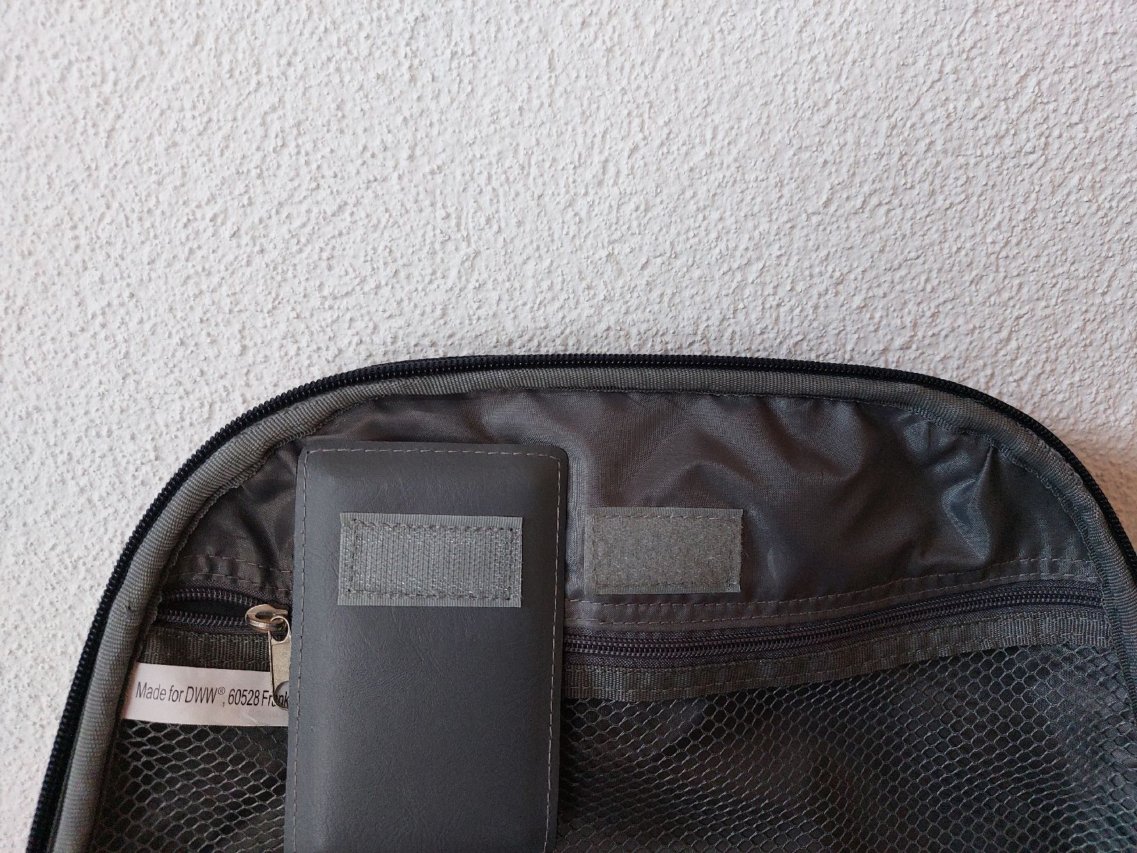Valises de voyage: Kosmetikkoffer / Minikoffer - Neuwertig! – D'occasion à Effingen par roe_7mb7 6