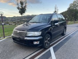 Mitsubishi Space Wagon 2.4 4WD – 7 Plätze