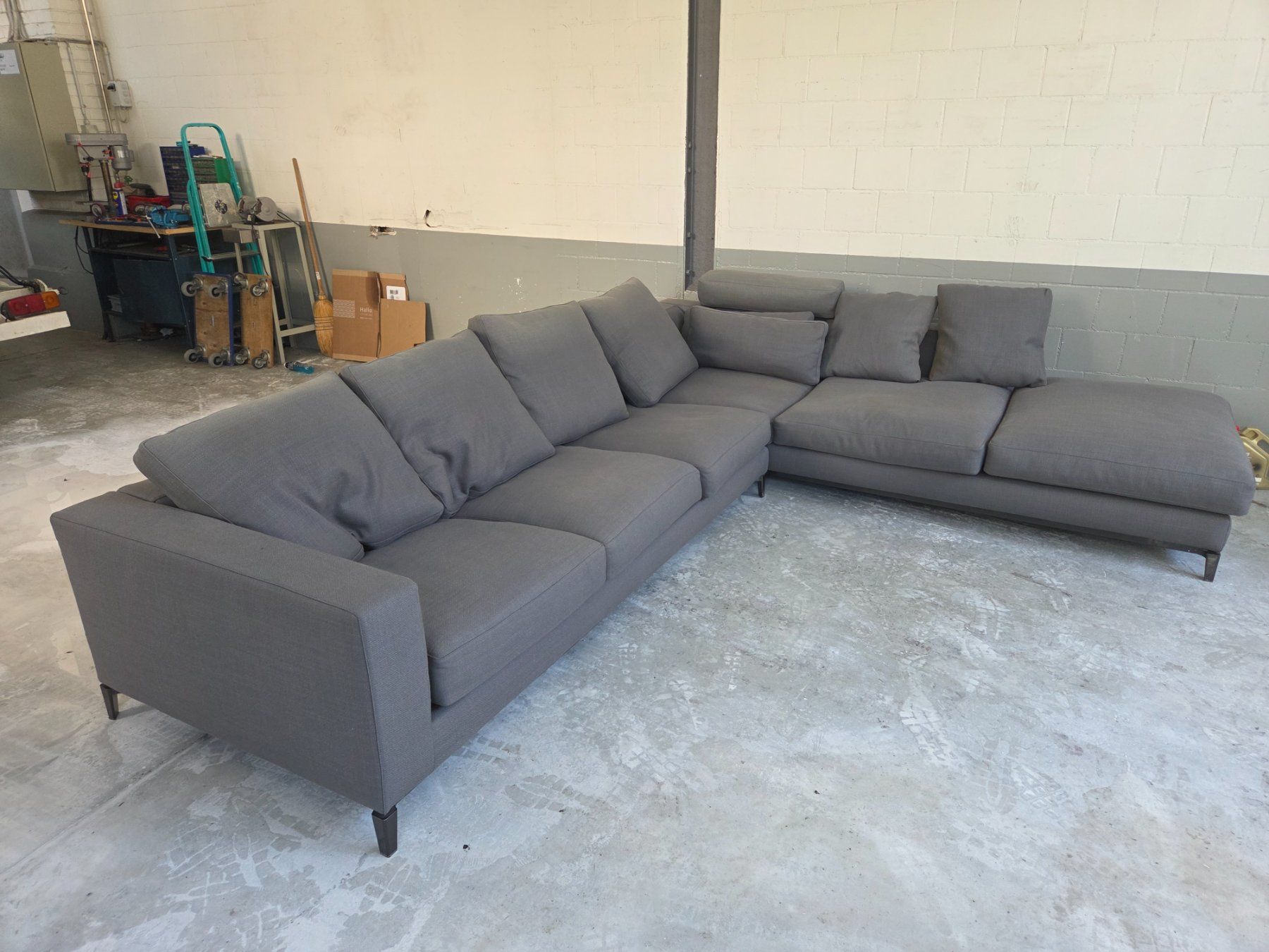 Minotti Sofas: Minotti Ecksofa 3.30mx2.65m – Gebraucht aus Flawil von conery82 1