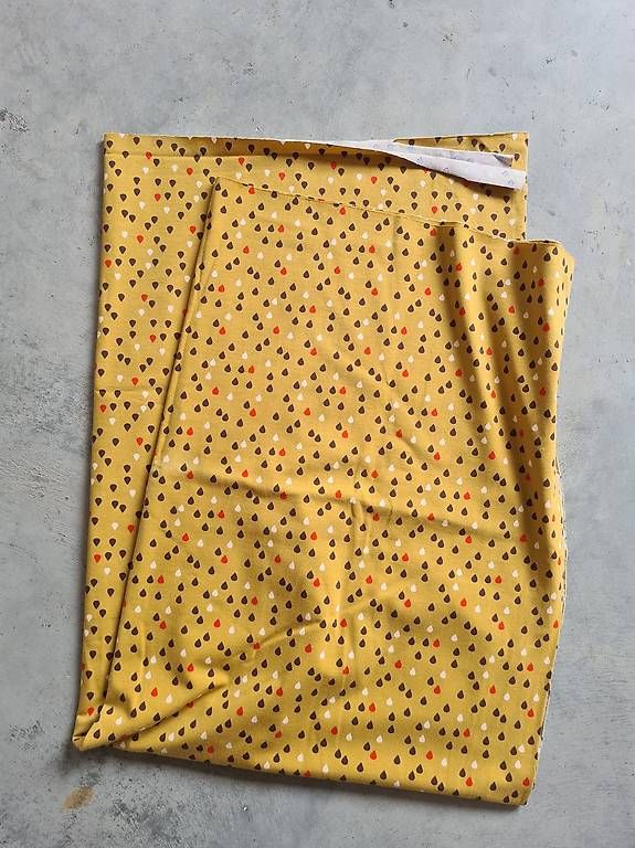 Tessuti: Jersey mit Tropfen – Nuovo (secondo la descrizione) da Heimisbach venduto da Rotflengel