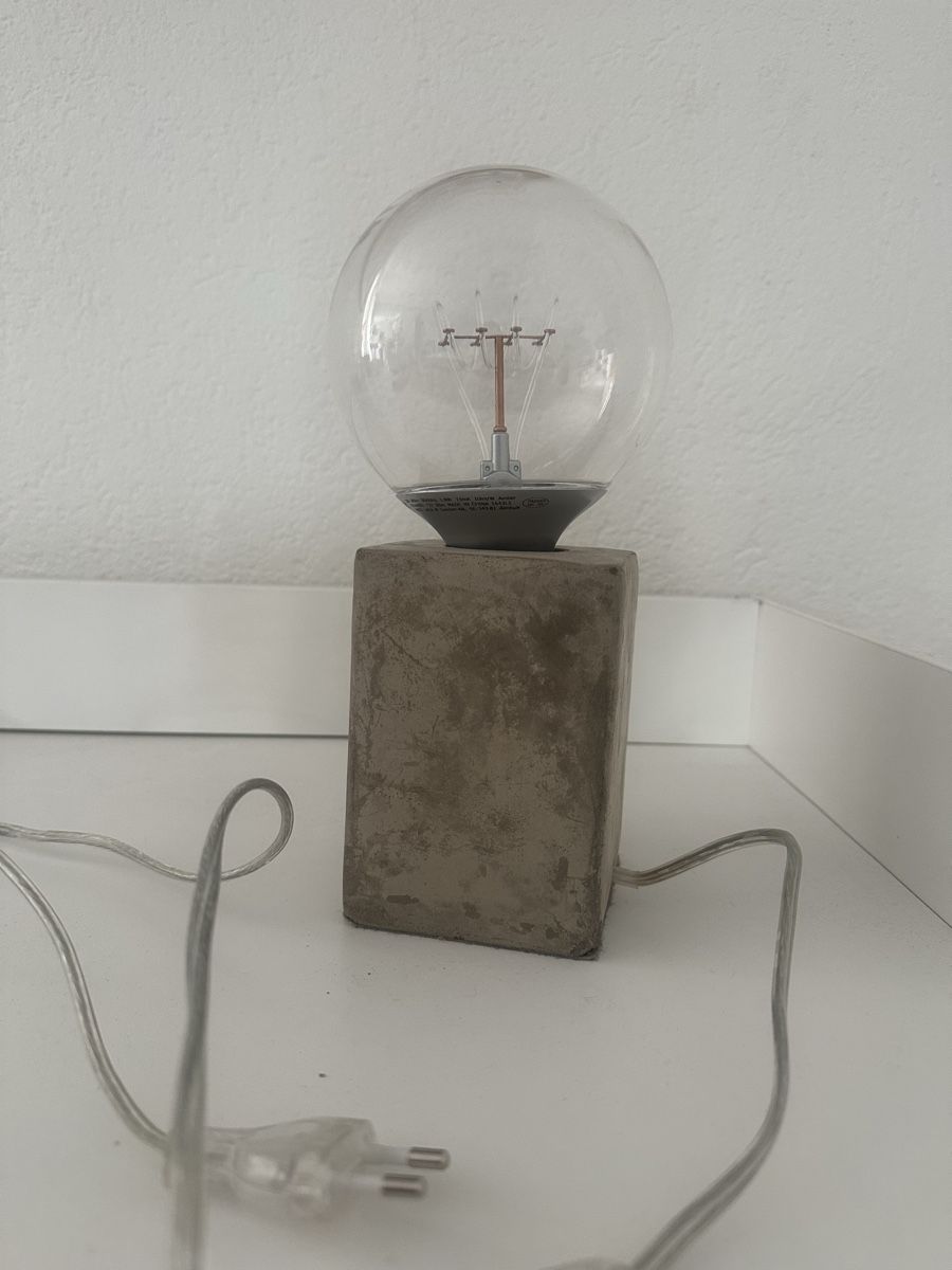 Lampen: Beton Tischlampe mit Edison Glühbirne – Gebraucht aus Liestal von esr_9y9c 4