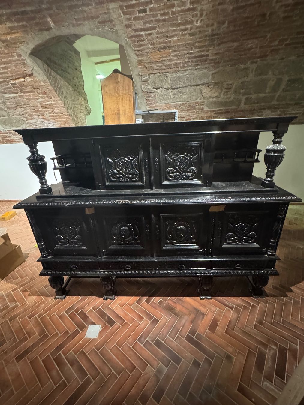 Büffets: Meuble laqué noir ancien – Gebraucht aus Lausanne von aur_7bl9 2