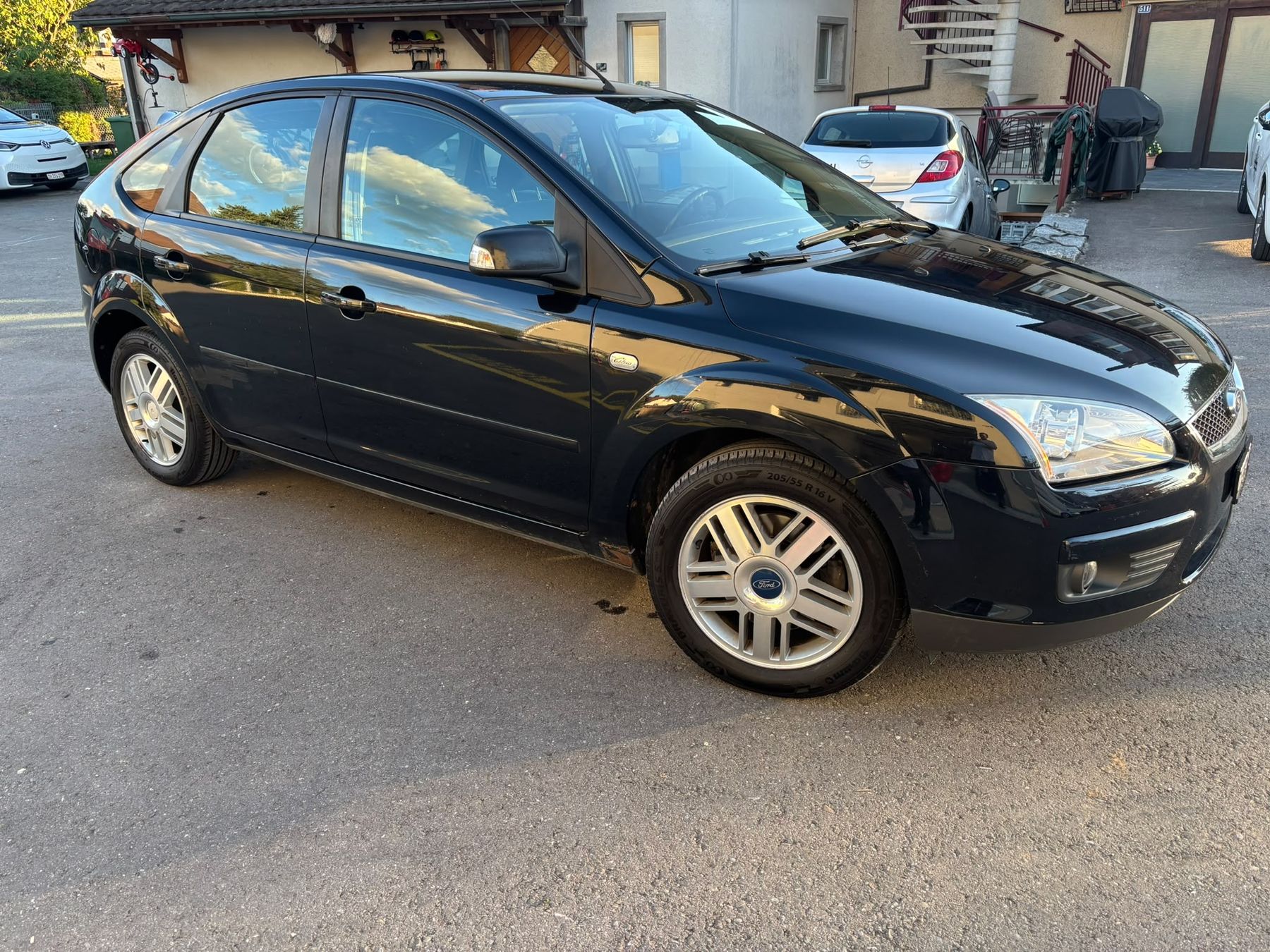 Ford Autos: Ford Focus Ghia – D'occasion à Grüt (Gossau ZH) par Worker95 1