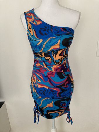 Kleid S