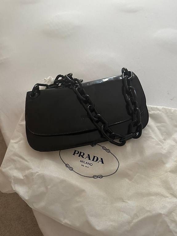 Prada Sacs femmes: Prada Madrasa Borsa – D'occasion à Viganello par Paulinegis