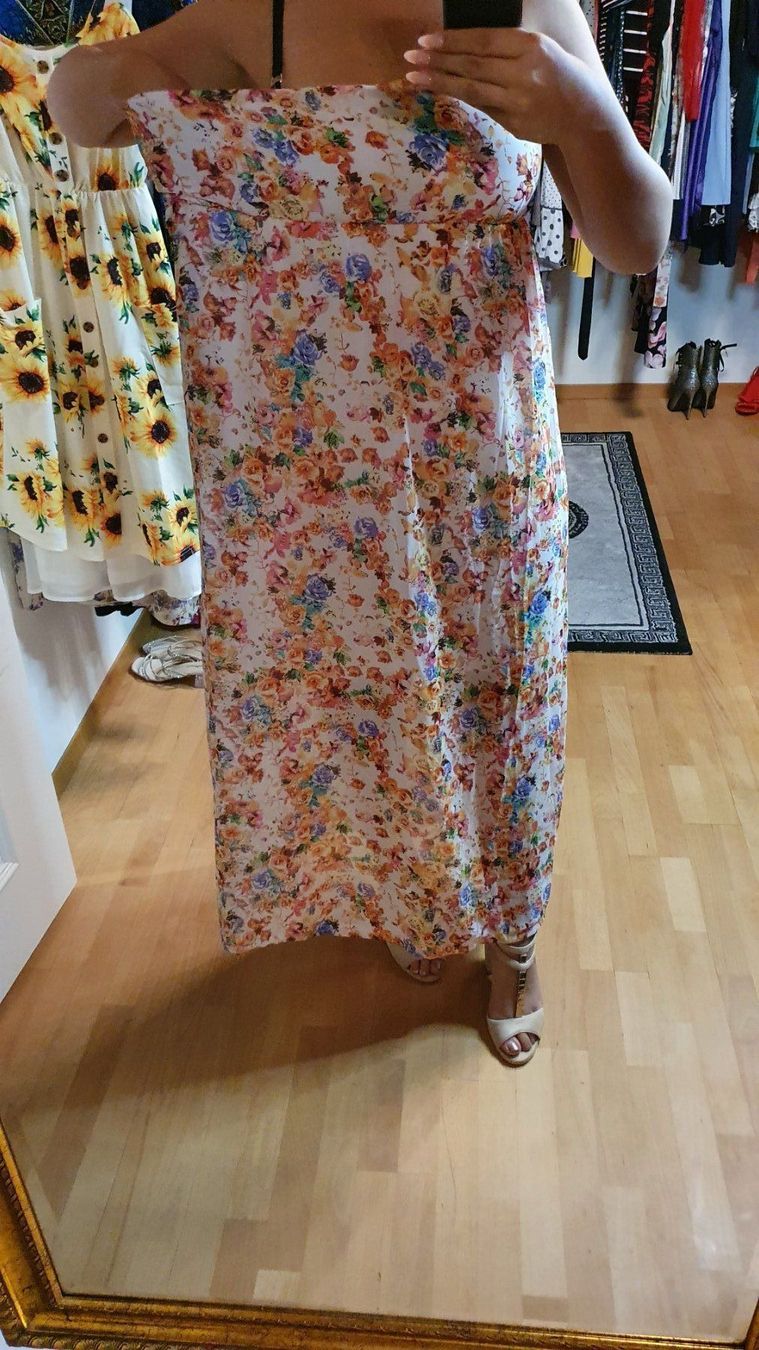 Kleider: 🌺Maxi Kleid🌺 Größe 38-40🌺 – Gebraucht aus Wald ZH von CapLux 2