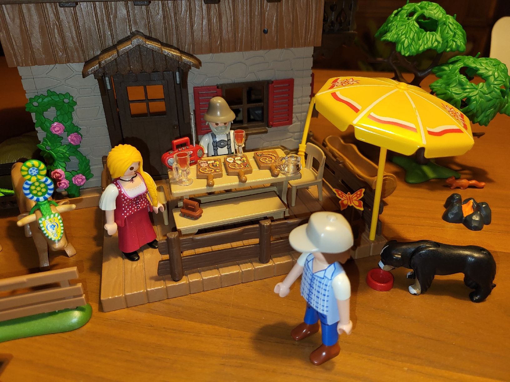 Playmobil Spielzeuge: Alprestaurant – Gebraucht aus Gutenburg von Ras81 2