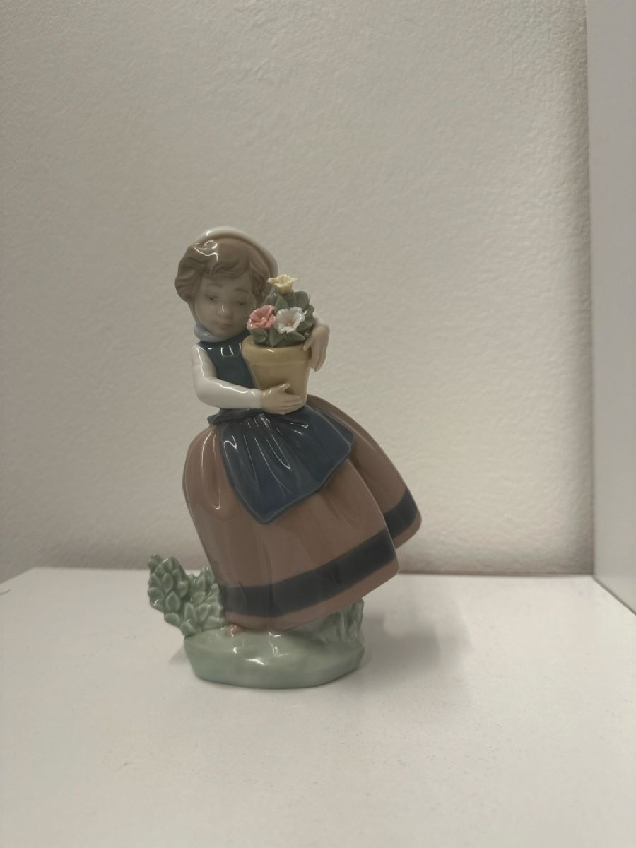 Tutte le decorazioni: Figurine – Nuovo (secondo la descrizione) da Epalinges venduto da Has_yhj9