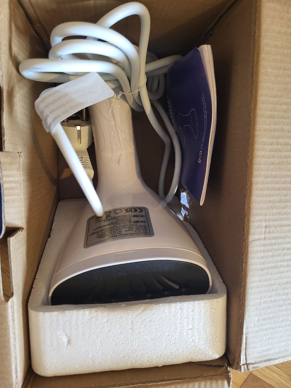 Dampfreiniger: Rolipo Handheld Garment Steamer HY-128  – Neu (gemäss Beschreibung) aus Riniken von Melanie910 1