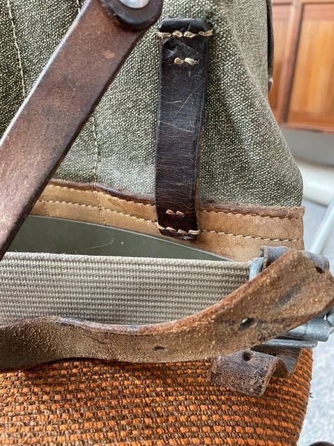 Schweizer Armee Zaini: Schweizer Armee Rucksack Vintage Leder Wasserdicht – Usato da Reinach AG venduto da joric06 3