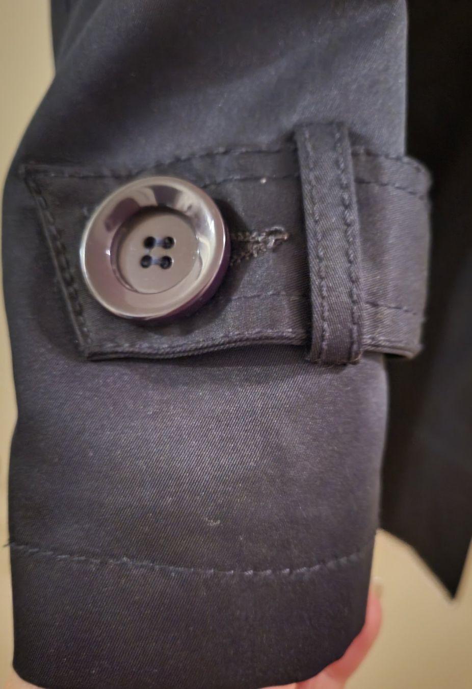 Cappotti: Schöne dunkelblaue Trenchcoat – Usato da Basel venduto da sci_67ms 4