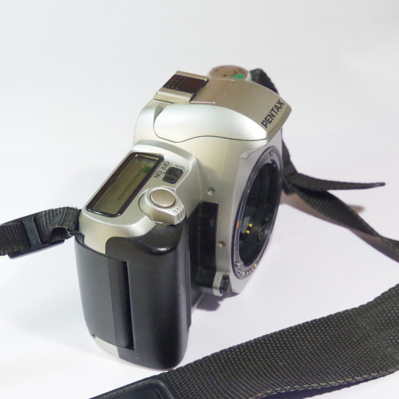 Pentax Fotocamera: Pentax MZ-10 Analoge Spiegelreflex – Usato da Erlinsbach venduto da foto_5018 1