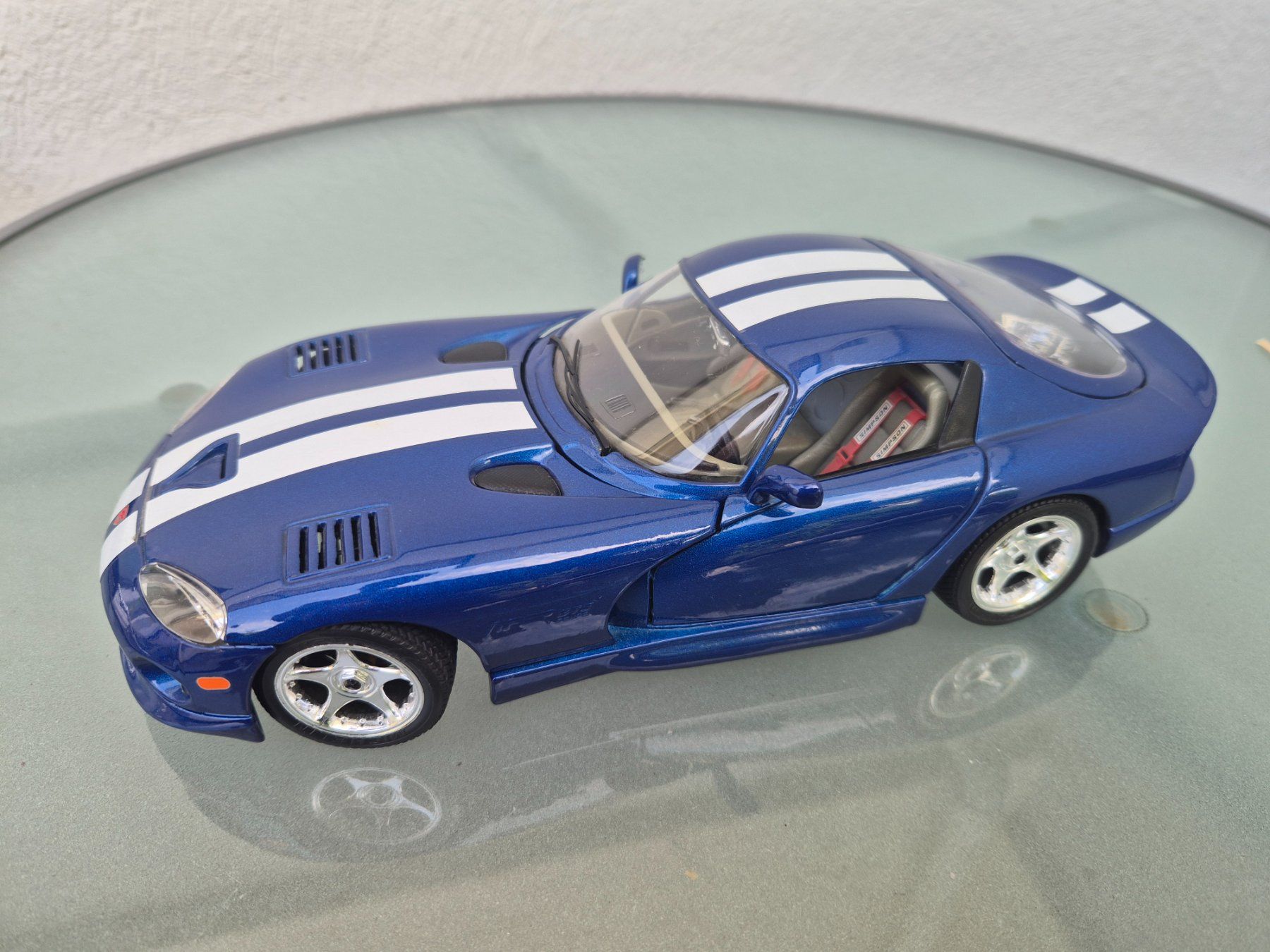 Dodge Voitures modèles: Dodge Viper GTS von Burago 1:18 – D'occasion à Oberbuchsiten par laffite54 5