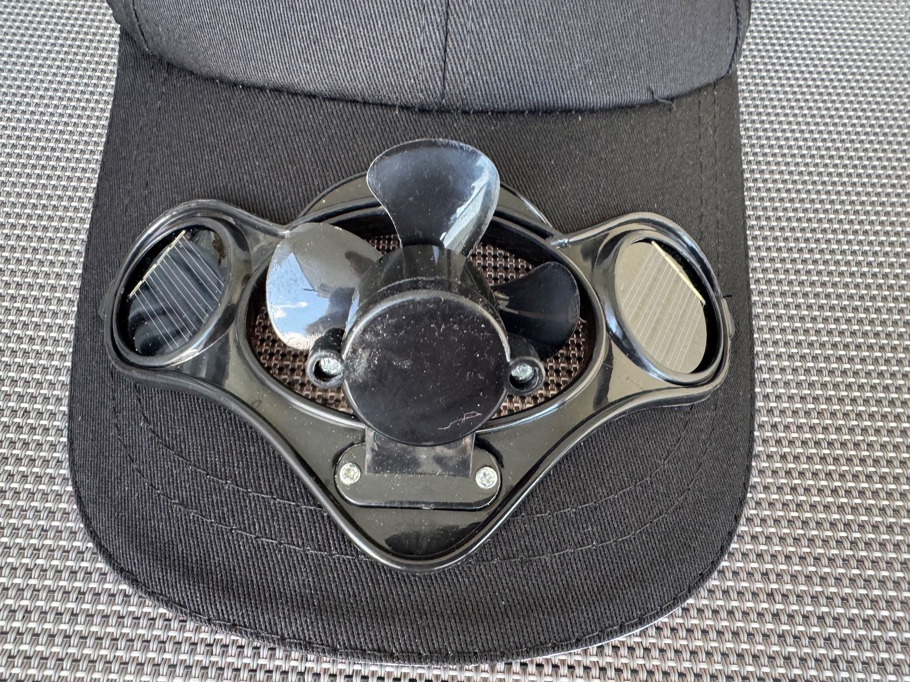 Copricapi, berretti & cappellini: Solar Baseball Cap Mütze mit integriertem Mini-Ventilator - – Nuovo (secondo la descrizione) da Neuhausen venduto da Ematrix 8