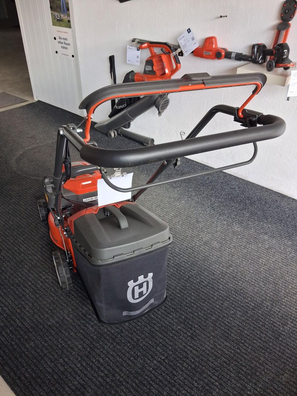 Husqvarna Tagliaerba: Husqvarna LC 140SP NEU !!! – Usato da Hünikon venduto da kleigese 4