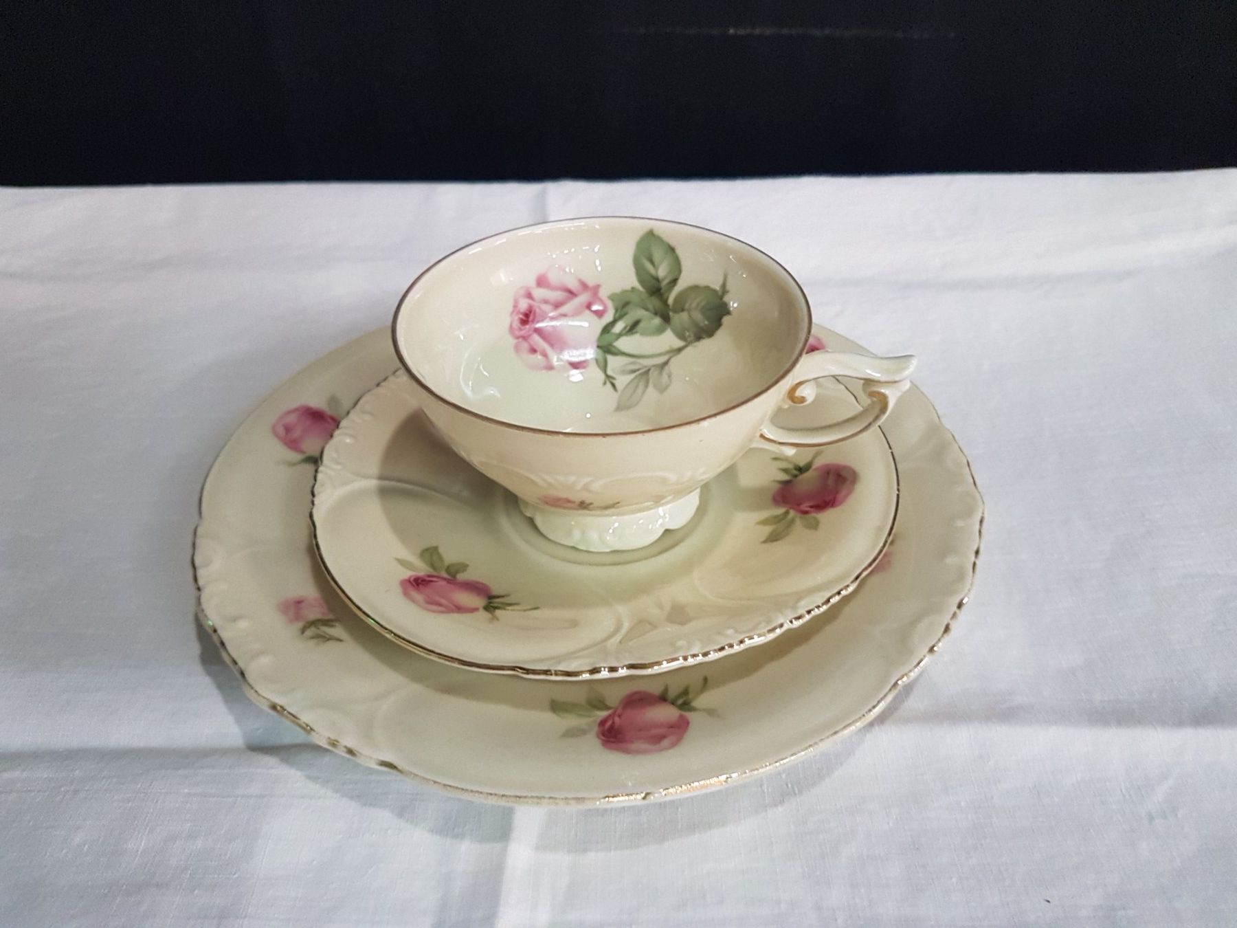 Geschirrsets: 14 Vintage 3-er Gedeck – Gebraucht aus Luzern von Verena19510 9