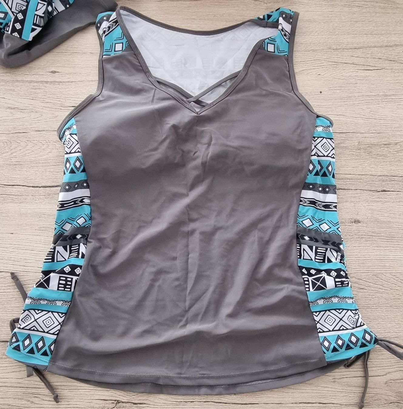 Costumi da bagno & Bikini: Tankini mit Muster, Gr. XXL – Nuovo (secondo la descrizione) da Grossdietwil venduto da GNOM313 1