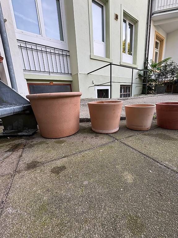 Vasi per fiori: Set mit 6 Pflanzentöpfen  Terrakotta & Keramik  – Usato da Basel venduto da Barbara_Gug 1