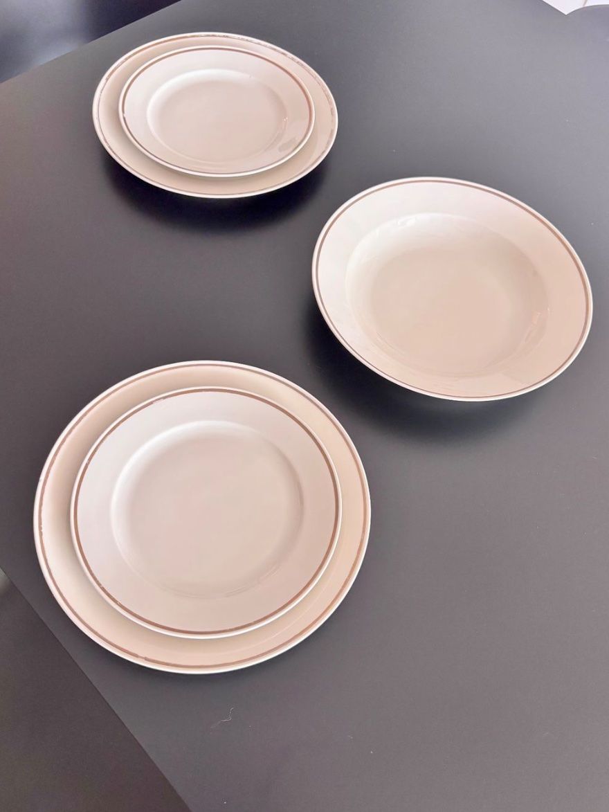 Set di piatti: Edles Tafelset mit versilbertem Besteck – Usato da Bottmingen venduto da ale_lls9 3