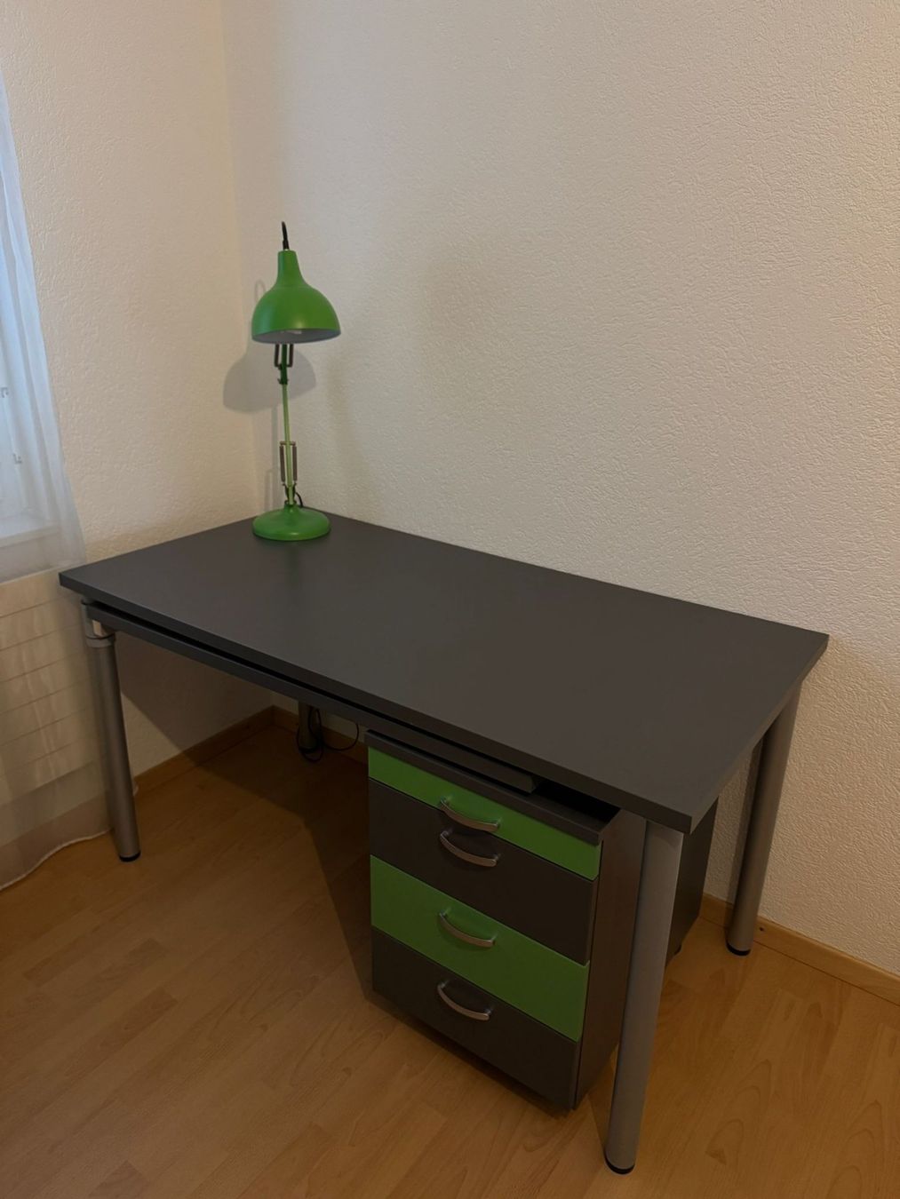 Scrivanie: Bureau articulé – Usato da Villars-sur-Glâne venduto da flo_697r 1