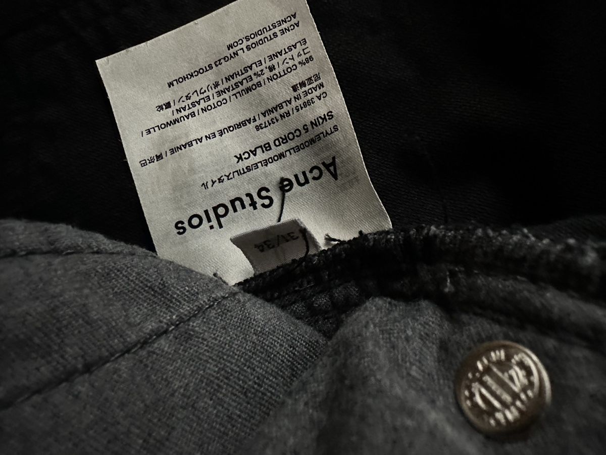 Acne Studios Jeans: Acne Studios Cord Skin 5, Schwarz – Usato da Himmelried venduto da cookie50000 2