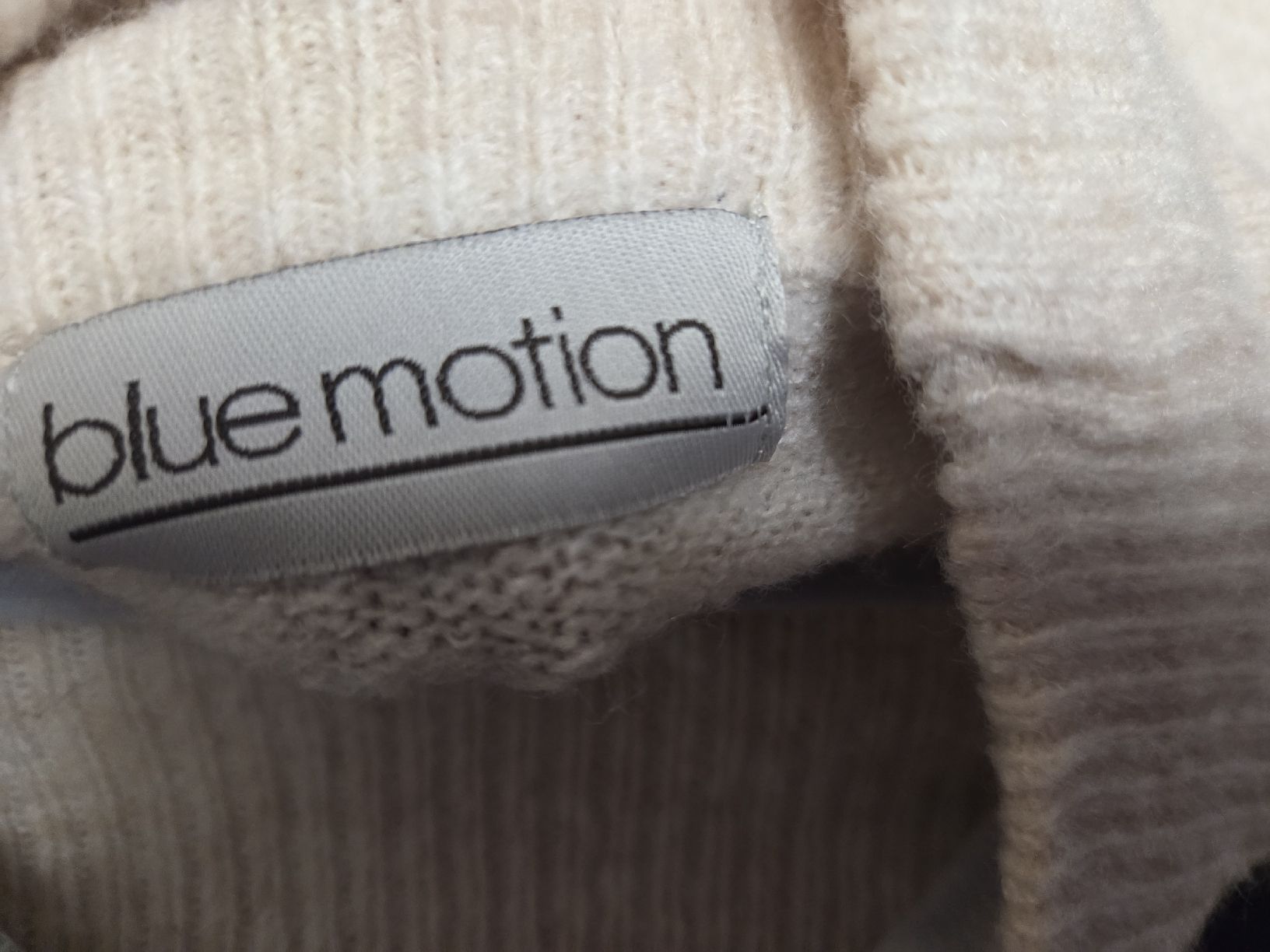 Pullover & Sweatshirts: Strickpullover in Beige, Grösse 36/38 (breiter geschnitten) – Gebraucht aus Subingen von DENDLE20 2