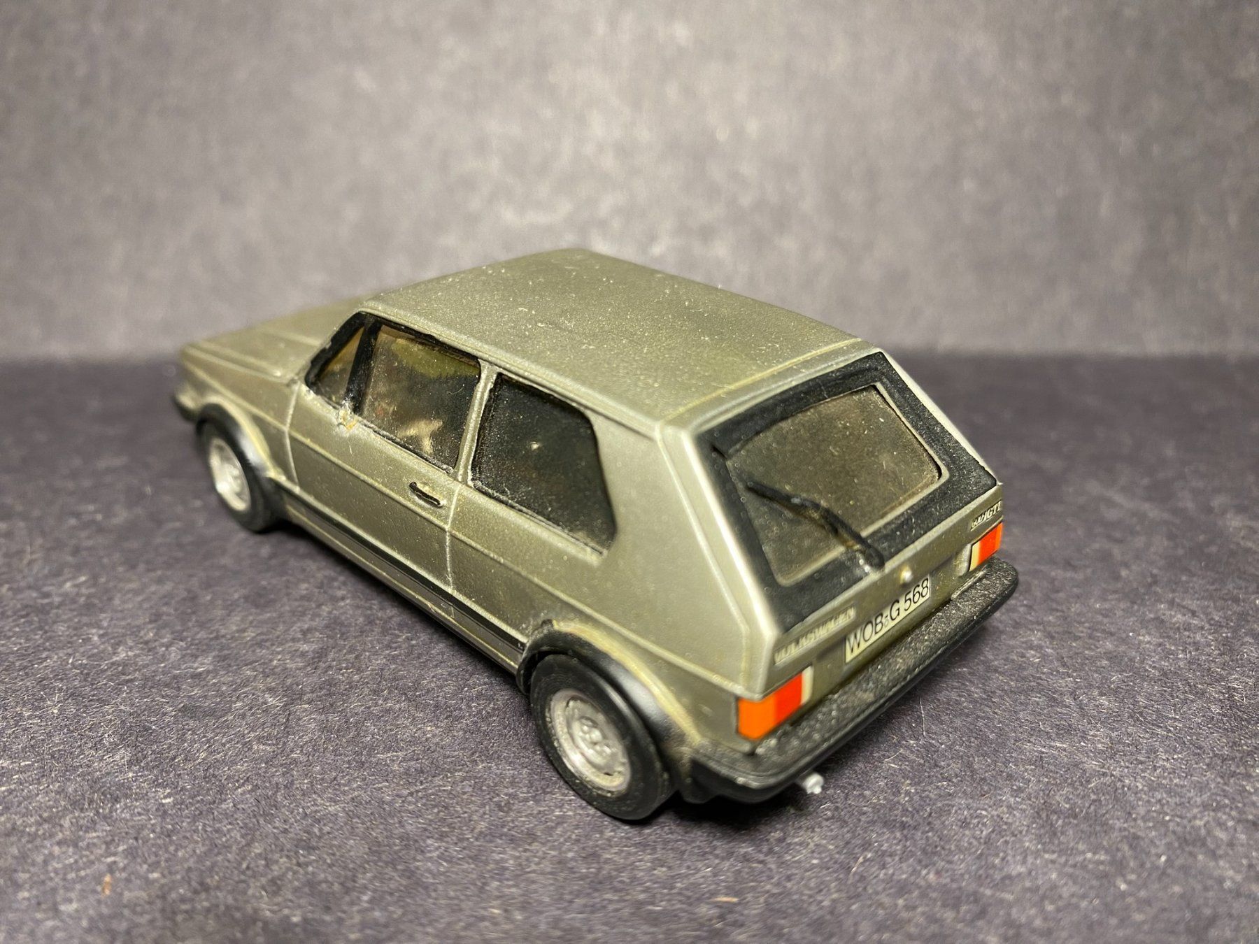 Volkswagen Modellini d'auto: VW Golf I GTI - Tin Wizard 1:43 – Usato da Spiez venduto da Maerggi 7